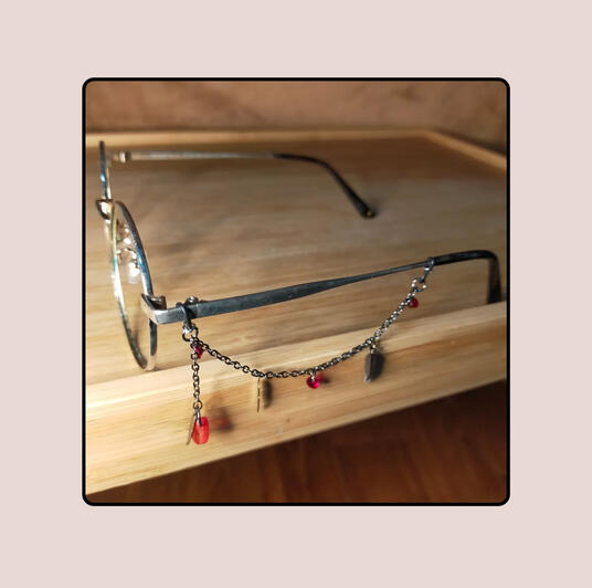 Fantasy Glasses Chain